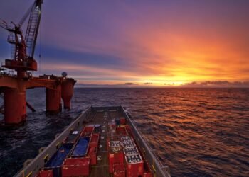 north sea oil rig