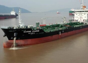 V-Bunkers Unveils Singapore’s First Electric-Hybrid Bunker Vessel