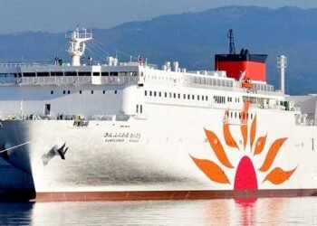 MOL's Second LNG-Fueled Ferry Enters Service