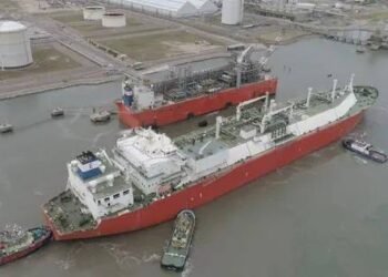 Lukoil-backed Congo Project to Start Producing LNG in December