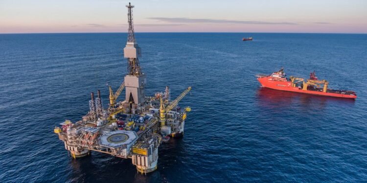 offshore oil rig Statoil