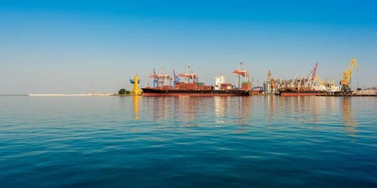 Ukraine to Set up $500 Million Insurance Fund for Cargo Ships