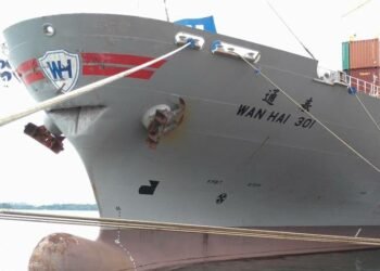 Bunker Spill After Containerships Collide in East Johor Straits Near Singapore