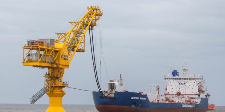 Sovcomflot’s Arctic Tankers Hit Milestone ‘One Million Tonnes’