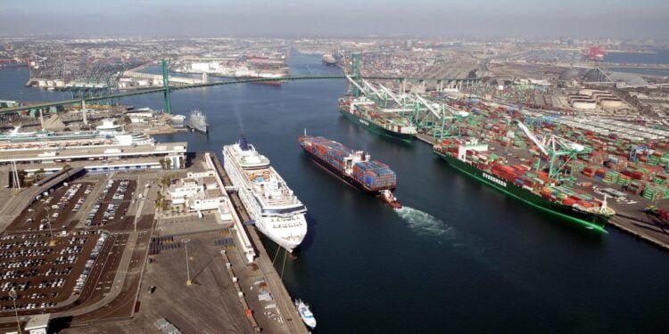 Ports Chase Natural Gas Boost as Marine Emissions Rules Tighten