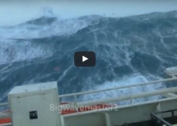 WATCH: Boxing Day Storm in North Sea