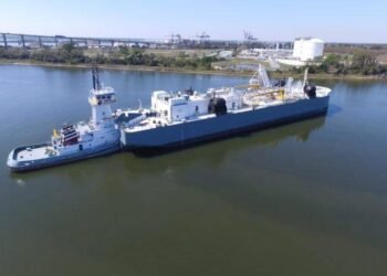 Investment Firm Arroyo Buys Into LNG Bunkering