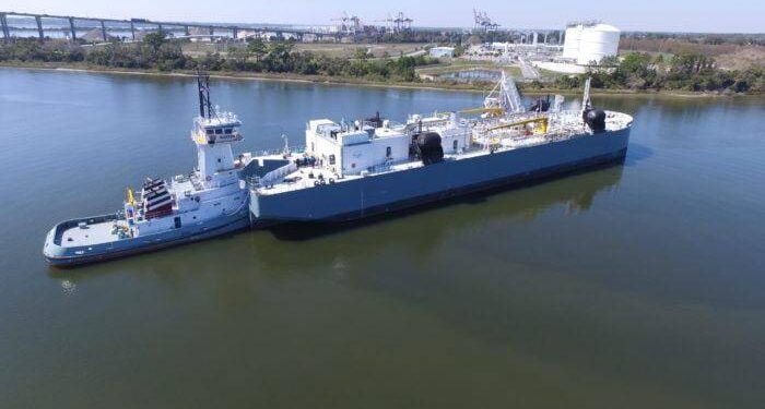 Investment Firm Arroyo Buys Into LNG Bunkering