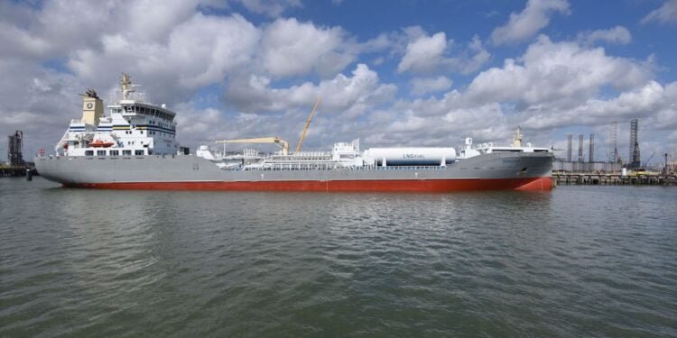 Shipping Faces Threat from EU Unilateral Levy on Carbon Emissions
