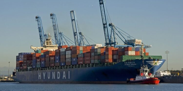 Shippers Kick Back at 2M Alliance Plans to Put Cargo on HMM Ships