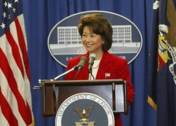 Trump Said to Nominate Former Labor Secretary Elaine Chao for Transportation Post