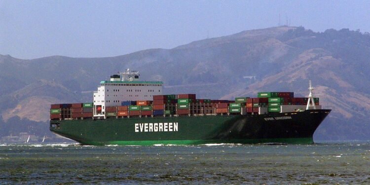 Taiwan Shipping's Perilous Straits Call for Marriage Evergreen line ship