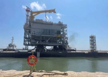 First US-Built Offshore Wind Substation Sets Sail