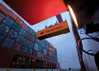 Hapag-Lloyd Acquires Stake in the Spinelli Group