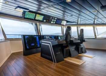 Rem Offshore Chooses Vard Electro's SeaQ Integrated Bridge for New CSOV Vessel