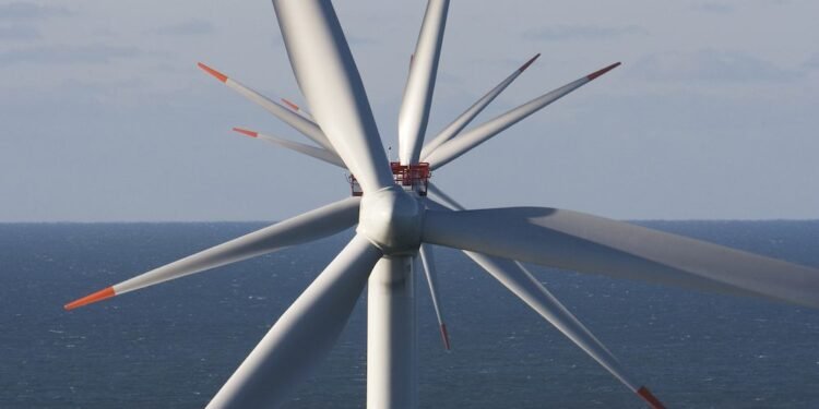 Dong Energy May Jettison Oil as well as Gas to Focus on Wind Dong Energy May Jettison Oil and Gas to Focus on Wind