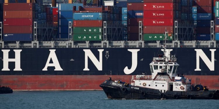 Hanjin Containership Involved in Collision in Singapore