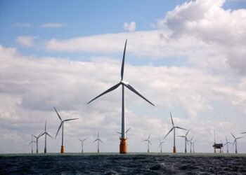 Offshore Wind Tries to Lift Rig Builders Past Oil’s Downturn