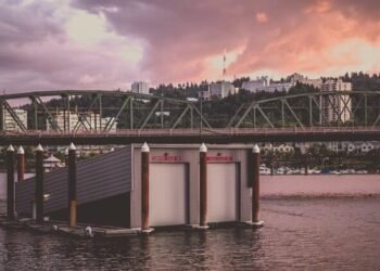 Fireboat Stolen for a 40-Mile Joyride in Portland, Oregon