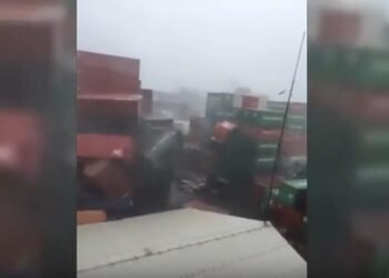 WATCH: Super Typhoon Meranti Topples Shipping Containers Like a House of Cards