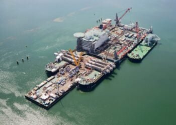 Giant ‘Pioneering Spirit’ Moves One Step Closer to Delivery