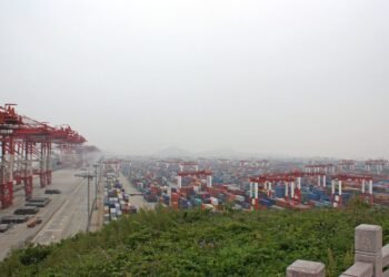 Shipping Boom Worsens Air Pollution Over China, Killing Thousands, Study Says