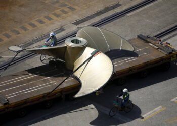 hyundai heavy industries shipbuilding