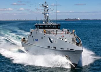 Guardian class boat