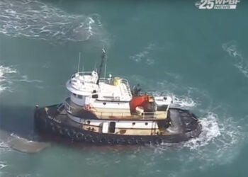 Grounded tug