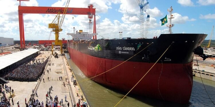 In Brazil, Another Shipyard Goes Bust as Work Goes to Asia