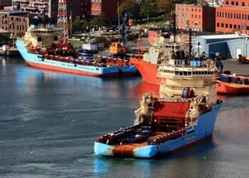 ahts anchor handler tug supply