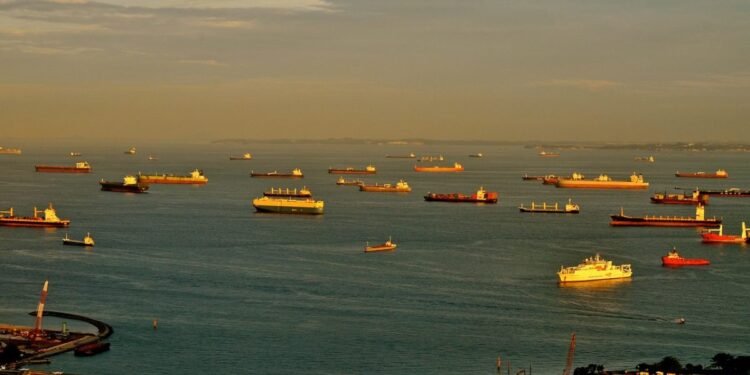 Keppel, Shell Form LNG Bunkering Joint Venture in Singapore singapore ships