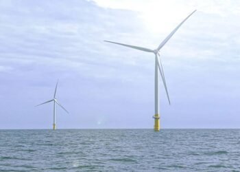 Dominion Sees Virginia Offshore Wind Farm Complete in Late 2026