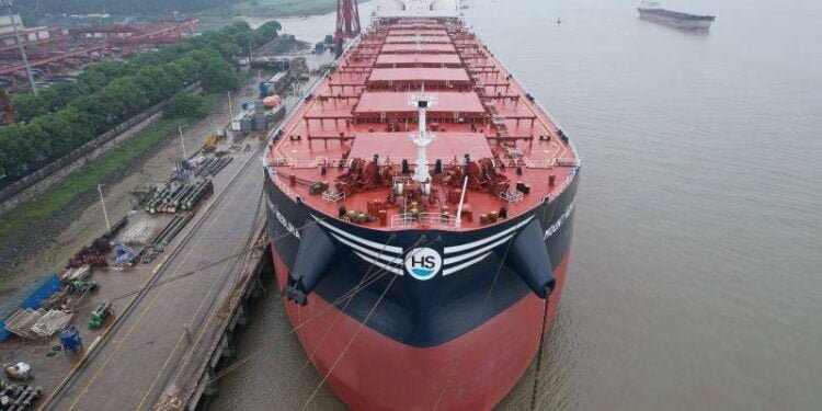 Dual-fuel Newcastlemax Vessel Delivered to Himalaya Shipping
