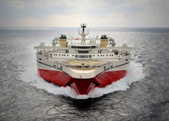 Ramform Tethys Tows Record 50 Square Mile Streamer Spread