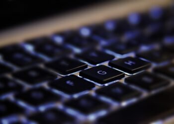 technology-785742_1280