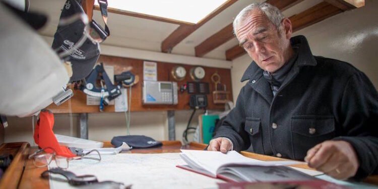 Sailing Legend Ditching Modern Tech in Daring Trans-Atlantic Race Sailing Legend Ditching Modern Tech in Daring Trans-Atlantic Race