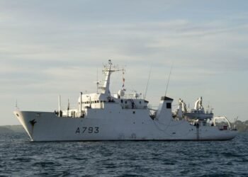 Second French Vessel to Join Search for EgyptAir Black Boxes