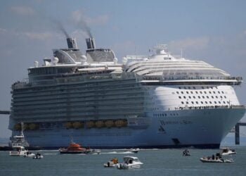 The Harmony of the Seas (Oasis 3) class ship leaves the STX Les Chantiers de l