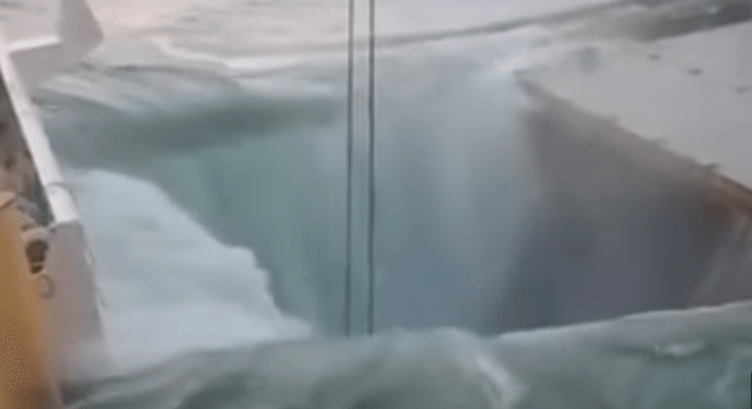 Watch: Bulk Carrier Sinks During Loading Watch: Bulk Carrier Sinks During Loading