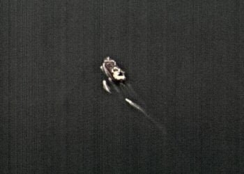 Iranian Boats 'Harass' Merchant Ship in the Strait of Hormuz