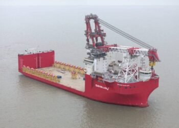 Subsea 7's New Semi-Submersible Vessel Equipped for XXL Offshore Wind Foundations En Route to Europe
