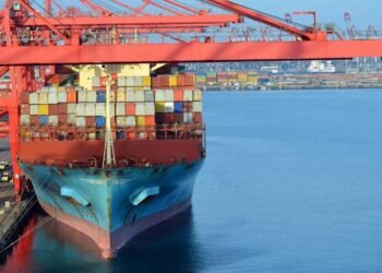 US West Coast Port Labor Unrest Continues Amid Pay Quarrel