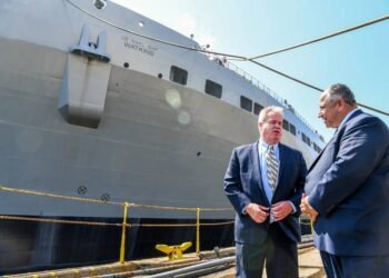 SECNAV Visits Bayonne Dry Dock