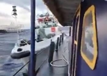 Chinese Coast Guard Cutter Hits Philippine Supply Boat in S. China Sea
