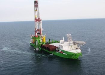 Vineyard Wind installation vessel