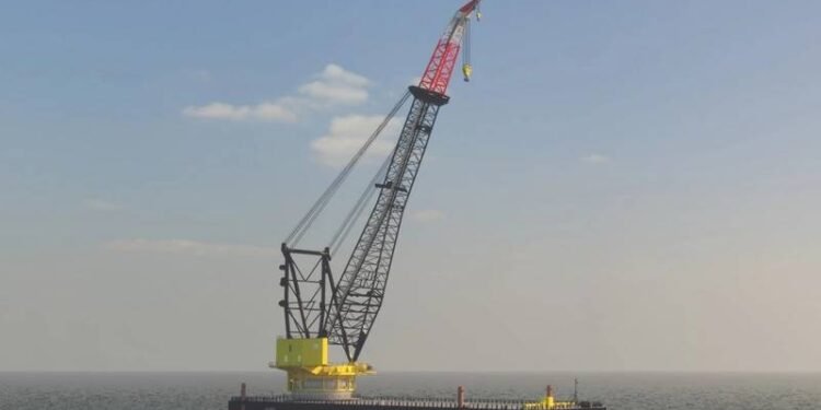 Hapo Acquires 1,200-Ton Cranes from Cadeler's Wind Installation Vessels Hapo Acquires 1,200-Ton Cranes from Cadeler's Wind Installation Vessels