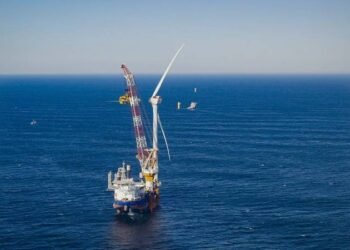 First Turbine Installed at South Fork Wind Off New York