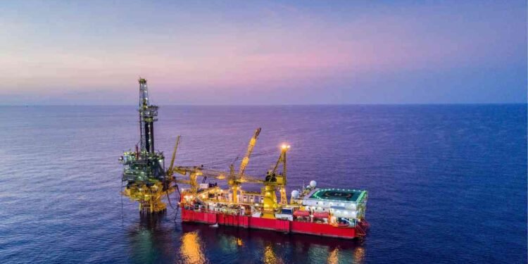 10 Major Oil Rigs In The Gulf Of Mexico