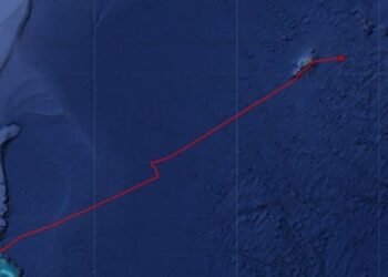 CMA CGM Boxship Saves Two Sailors Off Bermuda